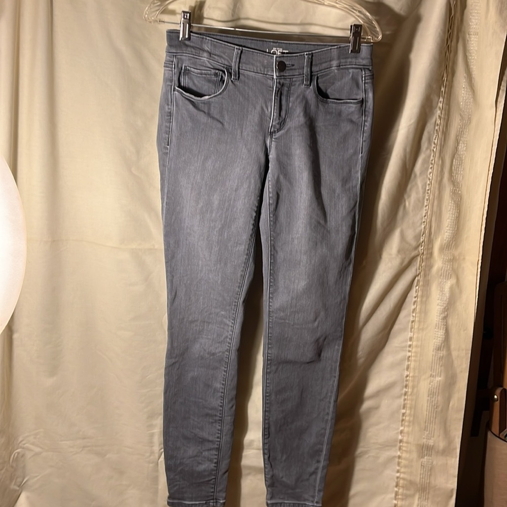 Loft super skinny 5 pocket jeans in medium gray, size 26/2